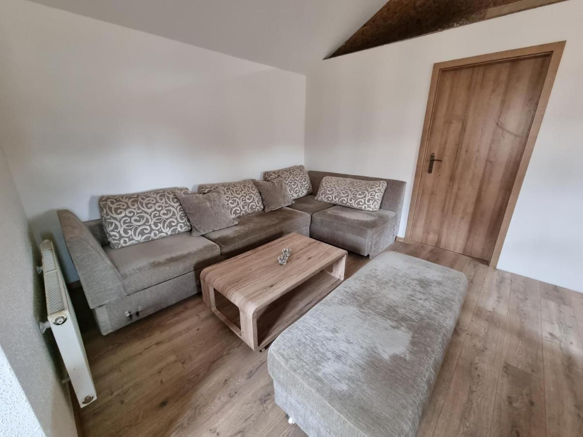 Domcek Pod Orechom Banská Štiavnica Extérieur photo